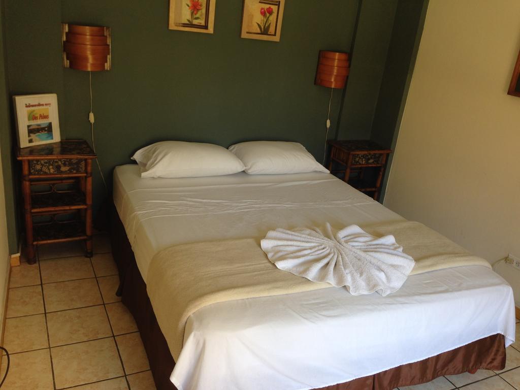 Dushi Vida Country Inn Alajuela Room photo
